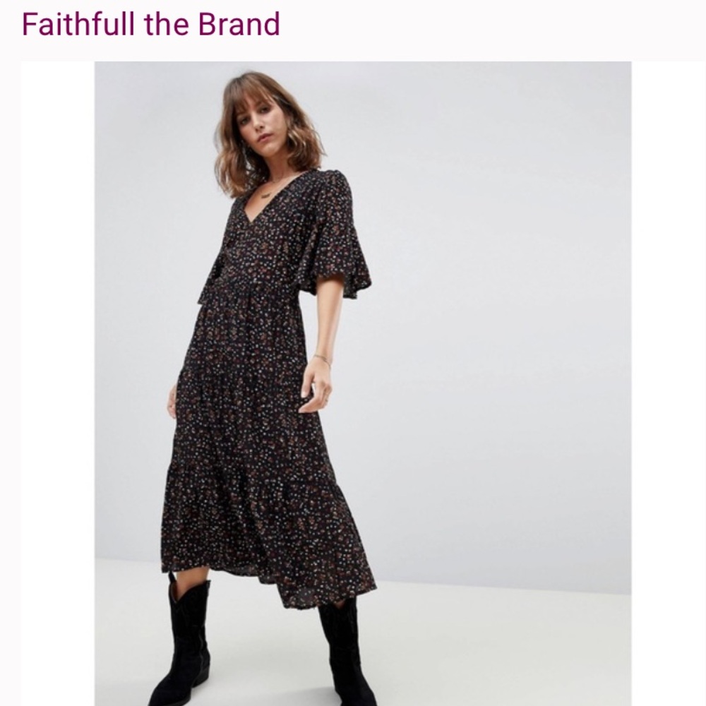 Faithful the Brand Melia Midi Dress in Ditzy Floral La Contrie Print Black